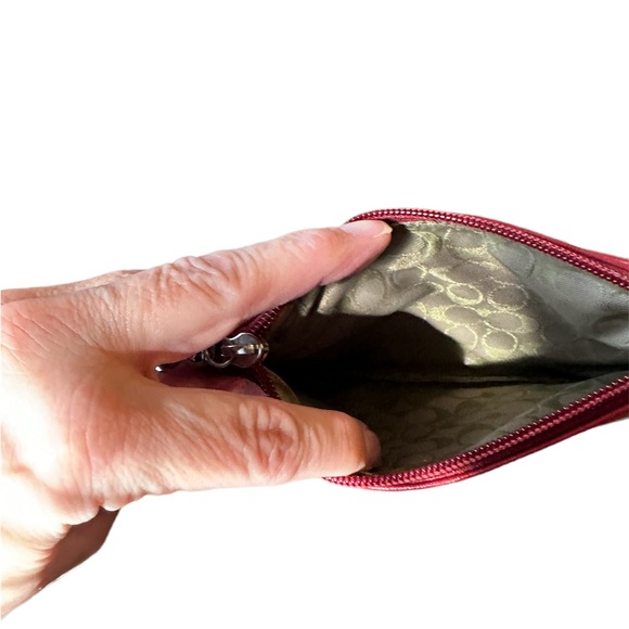 Coach wristlet - deep red - Picture 6 of 7